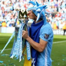 Fokus ke City, Dzeko Bantah Negosiasi dengan Milan