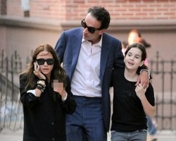 Makin Mesra, Mary-Kate Olsen & Duda 1 Anak Siap Tinggal Bareng