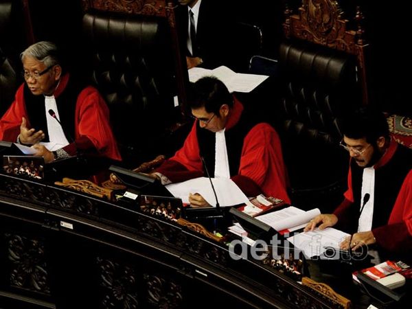 Pilkada 2 Putaran Mulai Diadili di MK