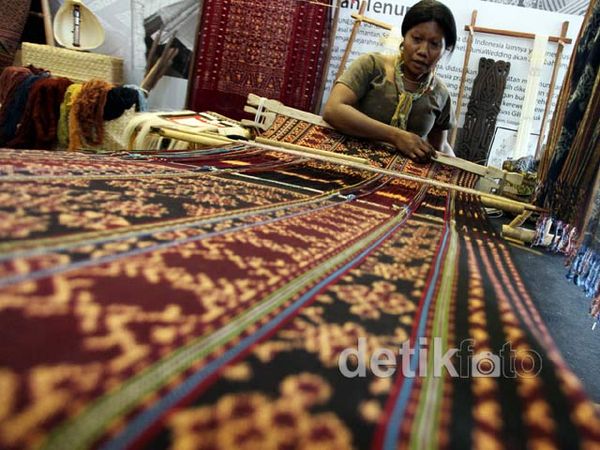 Tenun Flores yang Mendunia