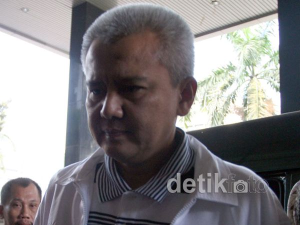 KPK Periksa GM PT Hardaya Inti Plantation KPK Periksa GM PT Hardaya Inti Plantation