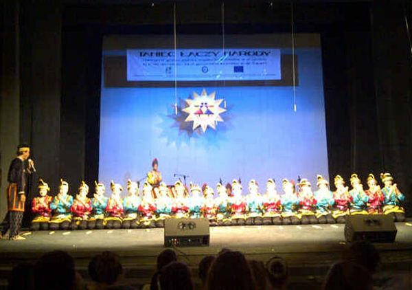 Indonesia Juara Umum Festival Tari di Polandia