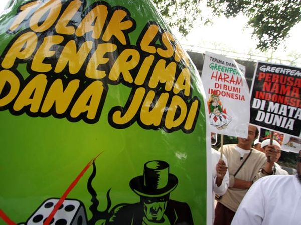 Aksi Menolak LSM Asing