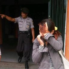 Indehoi di Hotel, Pasangan Mesum Panik Saat Digeberek Polisi