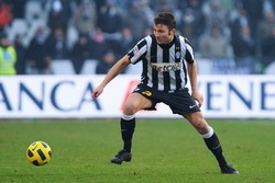 Juve Pinjamkan Marco Motta ke Bologna