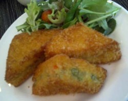 Resep Roti: Roti Goreng Ragout Ayam