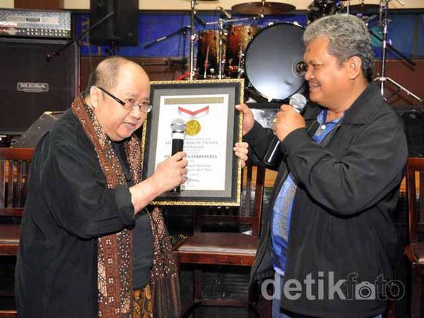 Luncurkan Album Perdana, Cakra Raih MURI