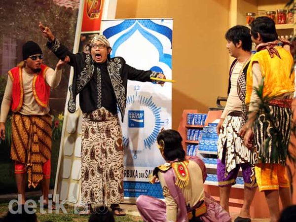 OVJ Kembali Hibur Penggemarnya saat Sahur