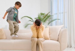 Ini Risikonya Perlakukan Anak Seperti Teman