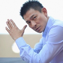 Periksa ke Dokter, Putri Andy Lau Dikawal Polisi