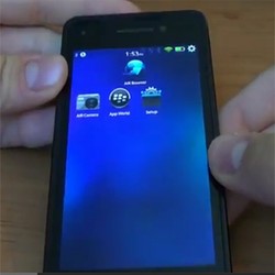 Asisten Digital Siri Hadir di BlackBerry 10?