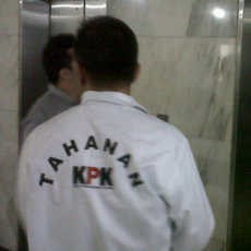 Giliran Terdakwa di Tipikor Pakai Baju Tahanan KPK