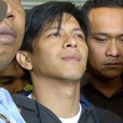 Ratusan Sahabat Peterpan Sambut Ariel