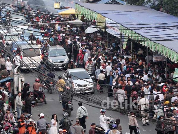 Jadi Target Pemburu Takjil, Benhil Merayap