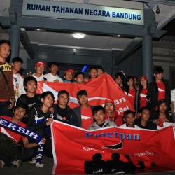 Jelang Ariel Bebas, Sepanjang Jalan Jakarta, Bandung Macet