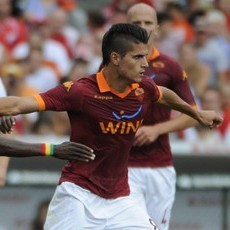 Roma Petik Kemenangan Telak