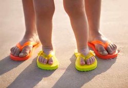 Operasi Plastik Agar Kaki Cocok Pakai Sandal Jadi Tren