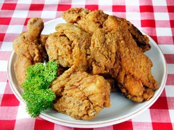 Izin Halal Dicabut, Pemasok Ayam KFC Inggris Mengundurkan Diri