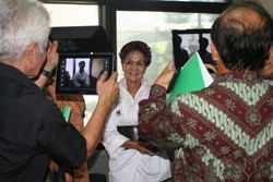 5 Gaya Chic Miranda Gultom