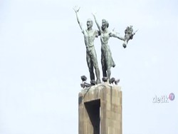 Adu Strategi Pilkada DKI Jakarta 2012