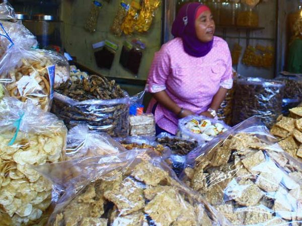 Produsen Tempe Mogok, Pedagang Keripik Kecewa
