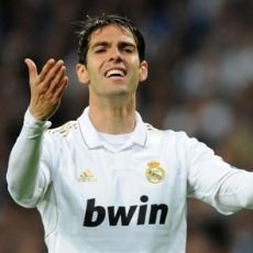 Kaka-Mourinho Bicarakan Transfer