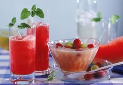 Buka Puasa Cukup dengan 1 Jenis Makanan Manis