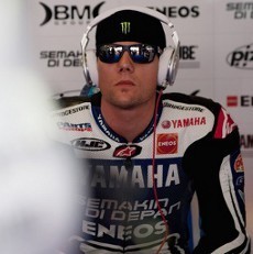 Spies Akan Tinggalkan Yamaha di Akhir Musim