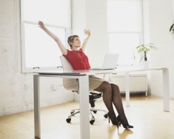 Tempat Kerja Nyaman: Fakta atau Fantasi?