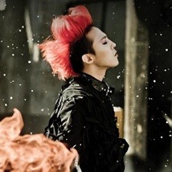 G-Dragon Siap Rilis Album Solo Lagi?