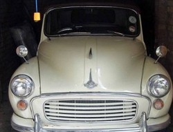 Korupsi Dana Amal untuk Beli Mobil Antik