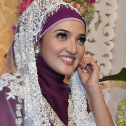 Ashanty Gaet Desainer untuk Rancang Baju Muslimnya