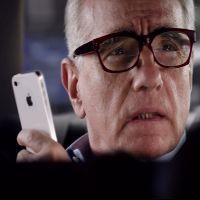 Sutradara Gaek Hollywood Jadi Bintang Iklan Siri