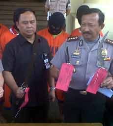 Gandeng Polda Jatim, Polrestabes Ungkap 3 Kasus Kejahatan