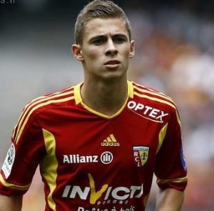Hazard Kedua Direkrut Chelsea