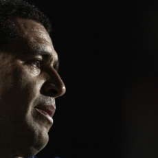 Kembalilah, Riquelme!