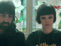 Crystal Castles Rilis Album Baru Akhir September 2012