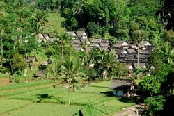 Kampung Naga Bukan Kampung Biasa