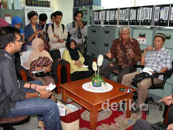 Korban Pelanggaran HAM Mengadu ke BK DPR