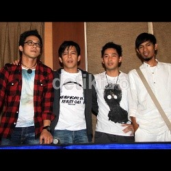 Lagu Bocor di Internet Strategi Marketing eks Peterpan?