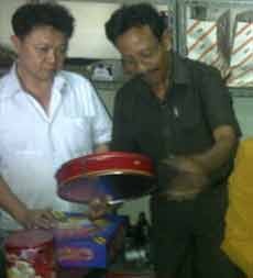 Razia Mamin Temukan 84 Kue Kadaluwarsa