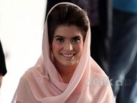 Cantiknya Carissa Putri Berbusana Muslim