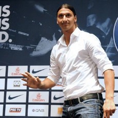 Pemain Depan PSG Harus Bersaing dengan Monster