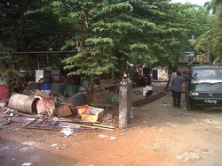 Ledakan Keras di Kuningan karena Tukang Las Lupa Buka Tutup Drum