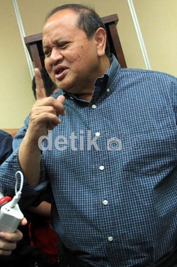 BK Belum Nonaktifkan Emir Moeis dari DPR