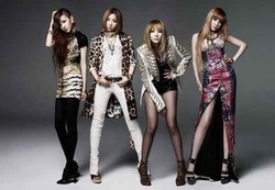 Gelar Tur Dunia, 2NE1 Batalkan Rilis Single Terbaru
