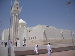 Sumur Beracun di Masjid Jaronah Jadi Tawar Berkat Rasulullah
