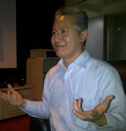 Hengkie Liwanto, CEO FirstMedia yang Bergaya Turbo 