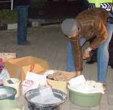 Polisi Sita Ribuan Petasan Dari Rumah Buruh Pasir