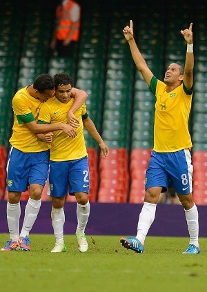 Kemenangan & Penampilan di Babak Pertama Puaskan Brasil